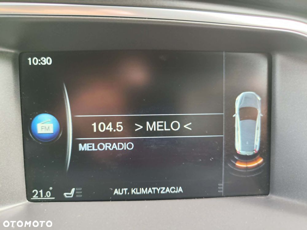 Volvo V40 D2 Drive-E R-Design Momentum - 34