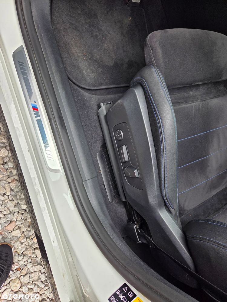 BMW X1 - 11