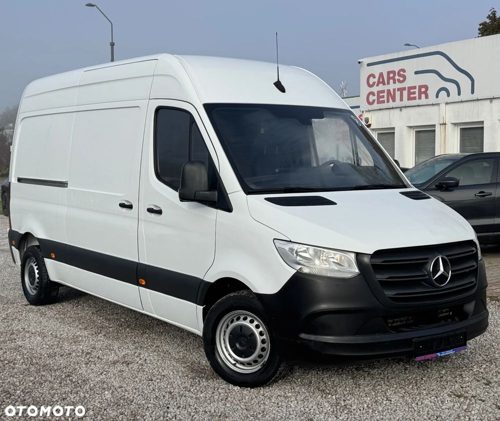 Mercedes-Benz Sprinter - 12