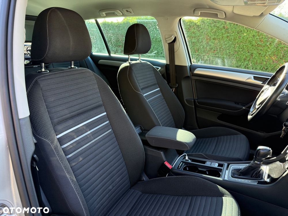 Volkswagen Golf 2.0 BlueTDI DSG Cup - 15