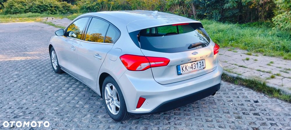 Ford Focus 1.5 EcoBlue STart-Stopp-System TITANIUM - 2
