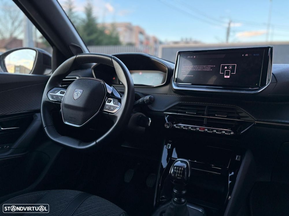 Peugeot 2008 1.2 PureTech Allure Pack - 19