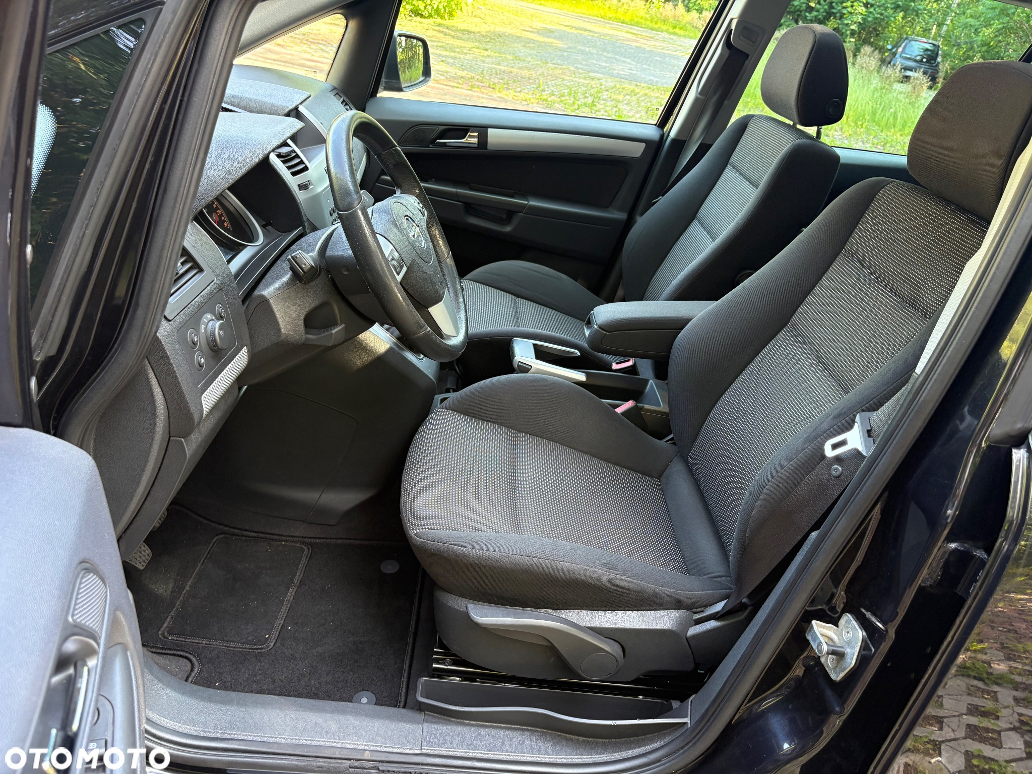 Opel Zafira 1.8 Design Edition - 14