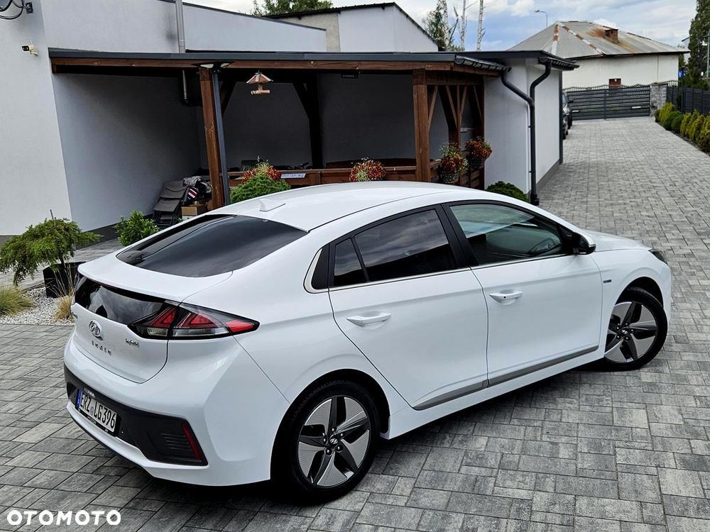 Hyundai IONIQ 1.6 GDI Premium - 12