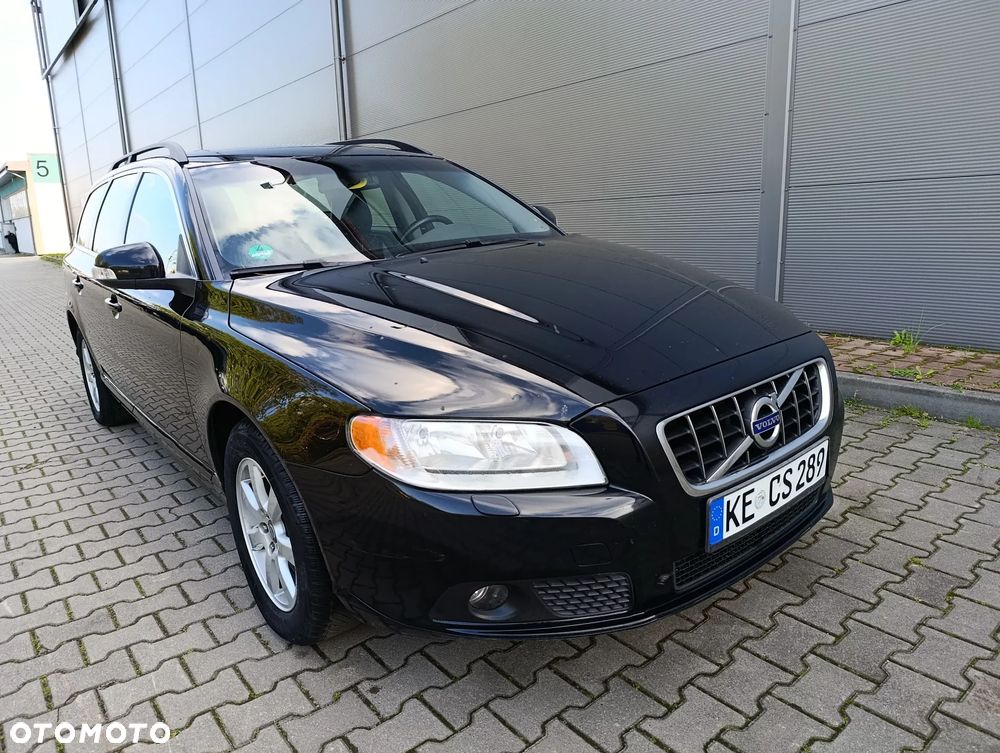 Volvo V70 2.5T Momentum - 3