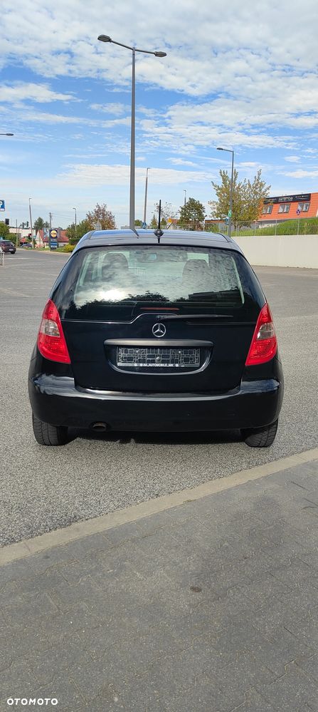 Mercedes-Benz Klasa A 160 BlueEFFICIENCY Elegance - 19