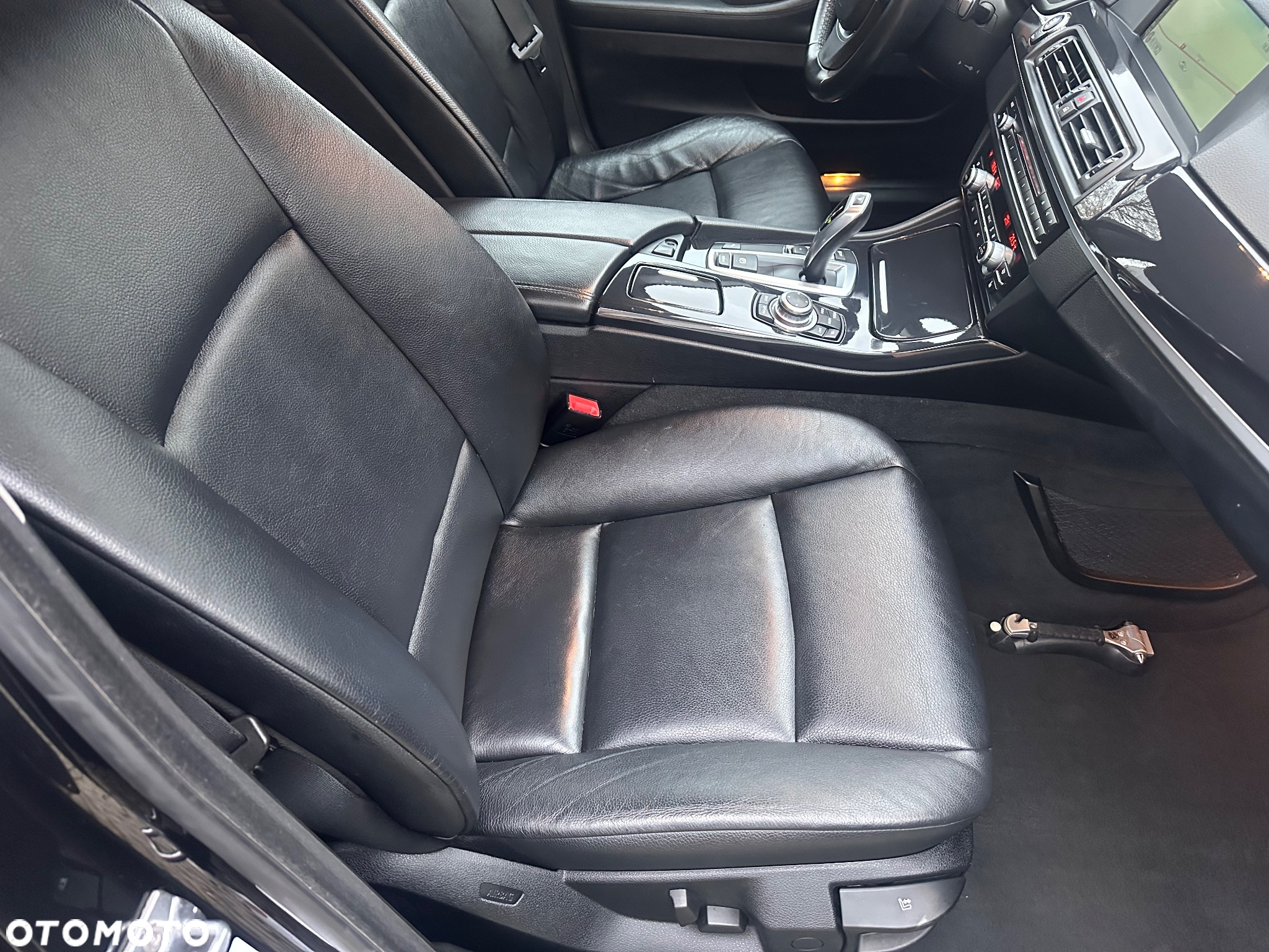 BMW Seria 5 520d Touring Modern Line - 35