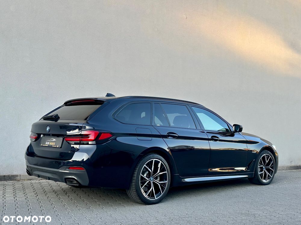 BMW Seria 5 530e xDrive M Sport sport - 13
