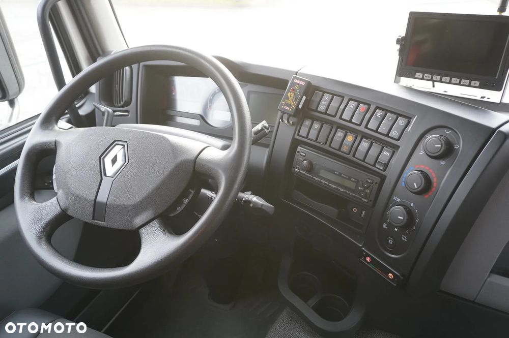 Renault C280 DTI 8 / HDS Fassi 5,6 t / Zasięg 8 m / Platforma 15 EPAL - 24
