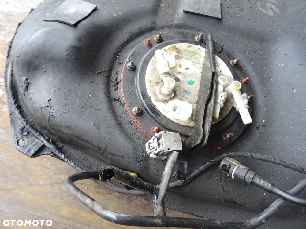 SUBARU OUTBACK III LIFT 2.0D ZBIORNIK BAK PALIWA KOMPLET - 4