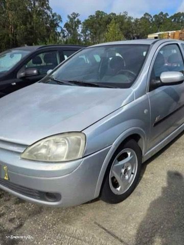 Opel Corsa 1.2 16V Sport - 2