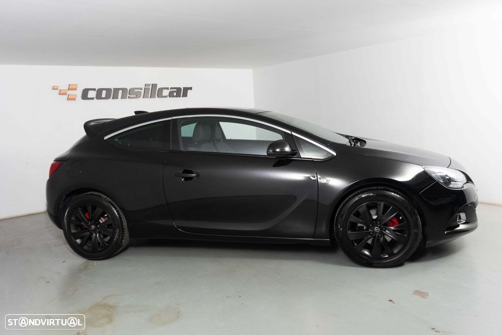 Opel Astra GTC - 7