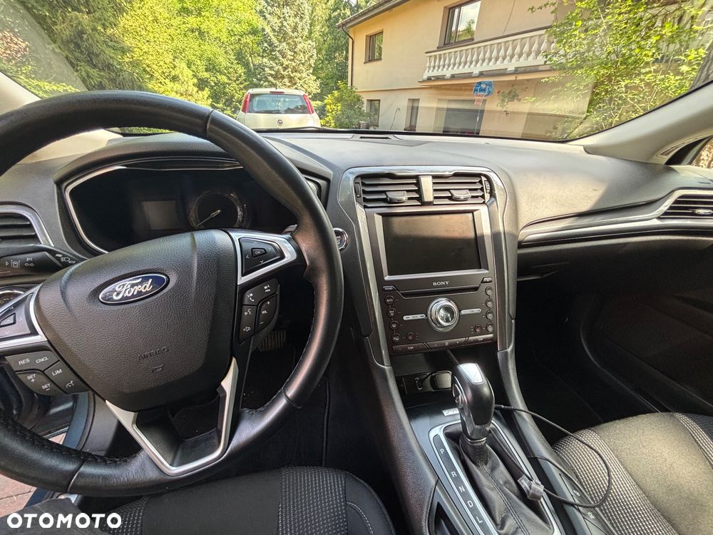 Ford Mondeo 2.0 Hybrid Titanium - 10