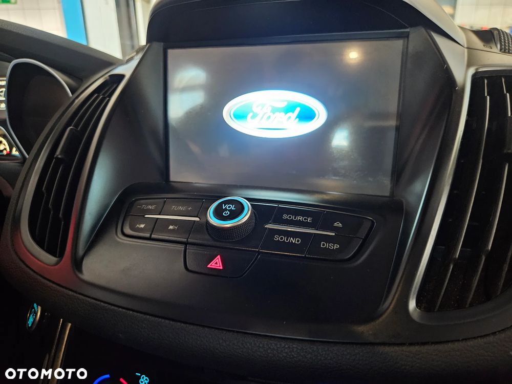 Ford Kuga 1.5 EcoBoost FWD Titanium ASS MMT6 - 33