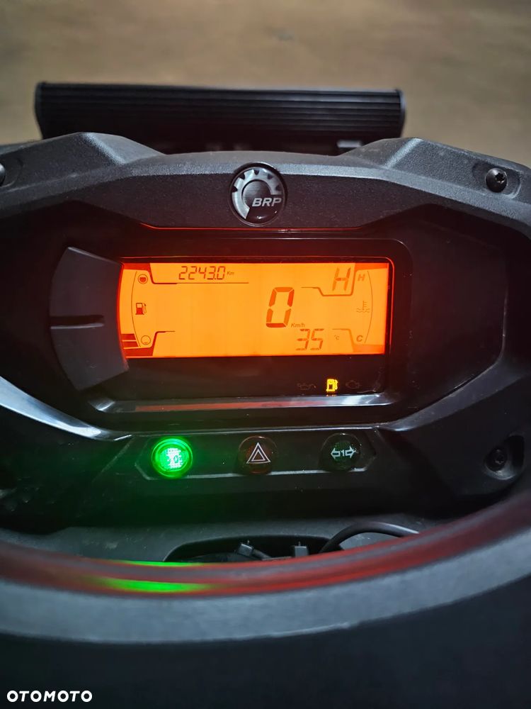 Can-Am Outlander Max