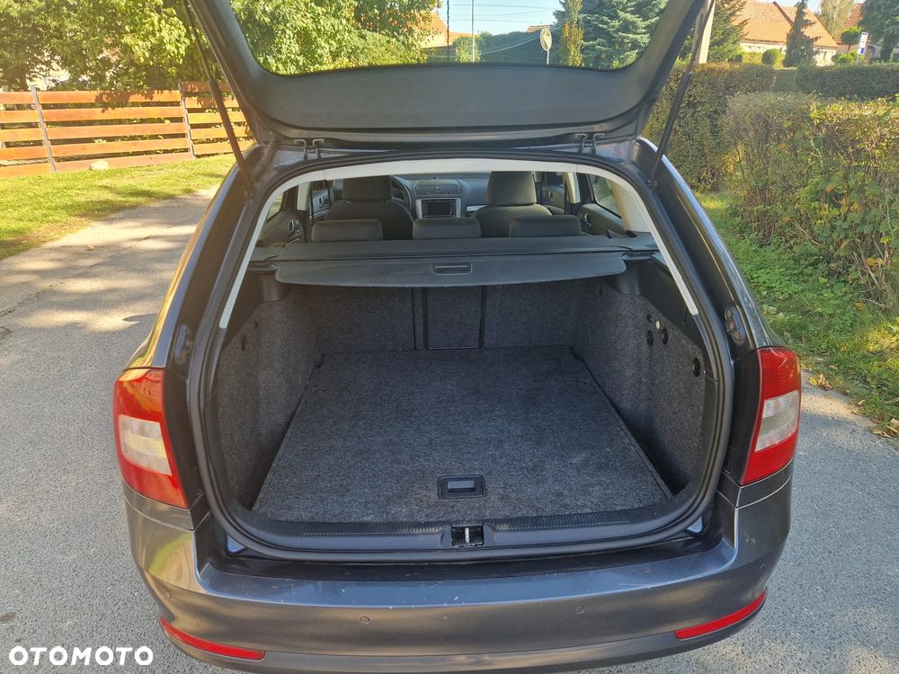 Skoda Octavia 1.8 T FSI Elegance - 13
