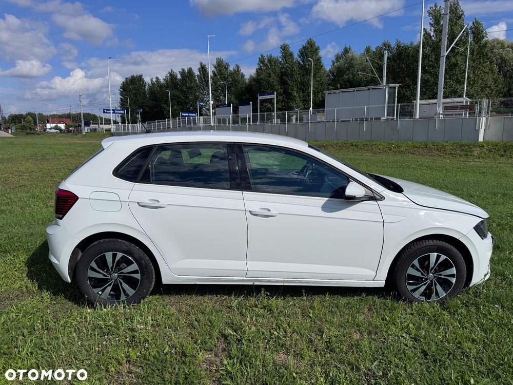 Volkswagen Polo 1.0 TSI Trendline - 4