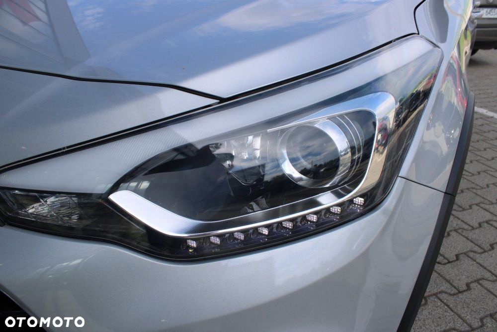 Hyundai i20 - 20