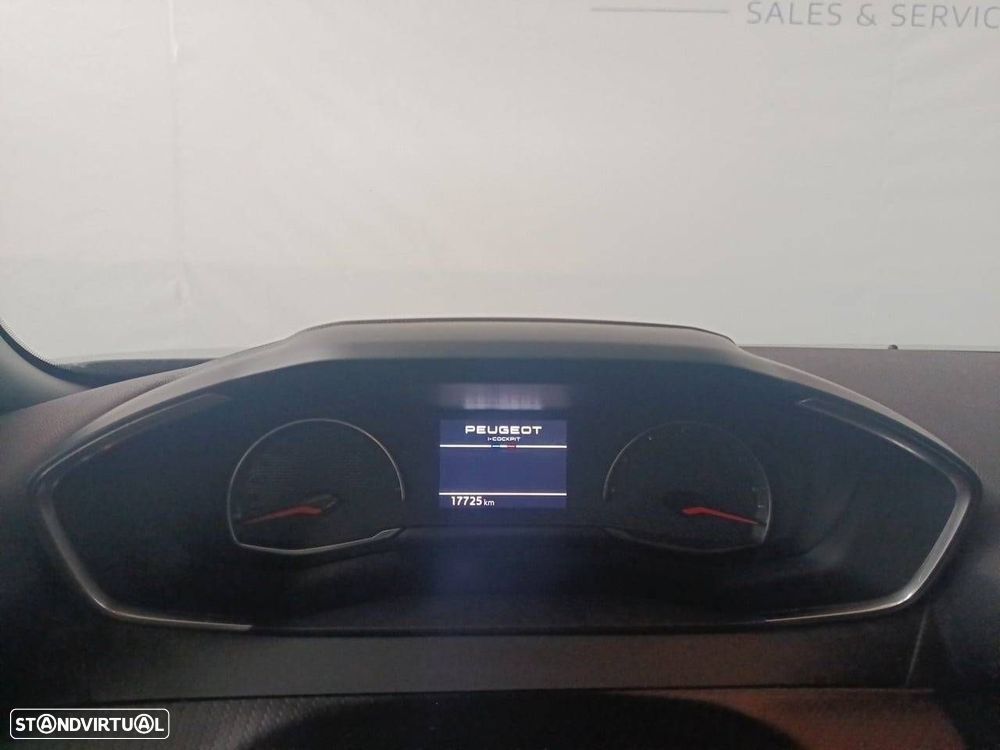 Peugeot 2008 1.2 Style - 13