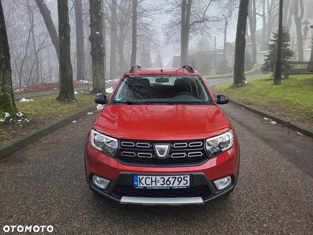 Dacia Sandero Stepway TCe 90 (S&S) Celebration - 8