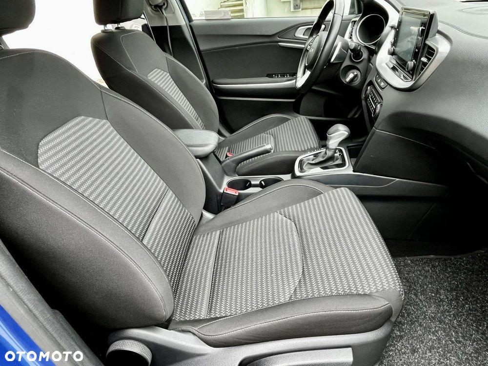 Kia Ceed 1.5 T-GDI M DCT - 13