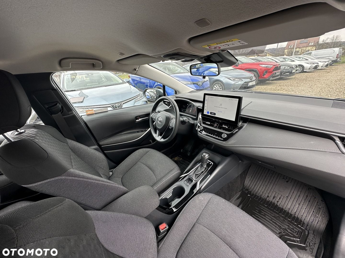 Toyota Corolla - 17