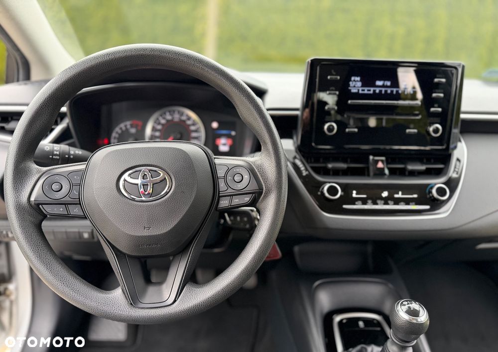 Toyota Corolla 1.6 Active - 32