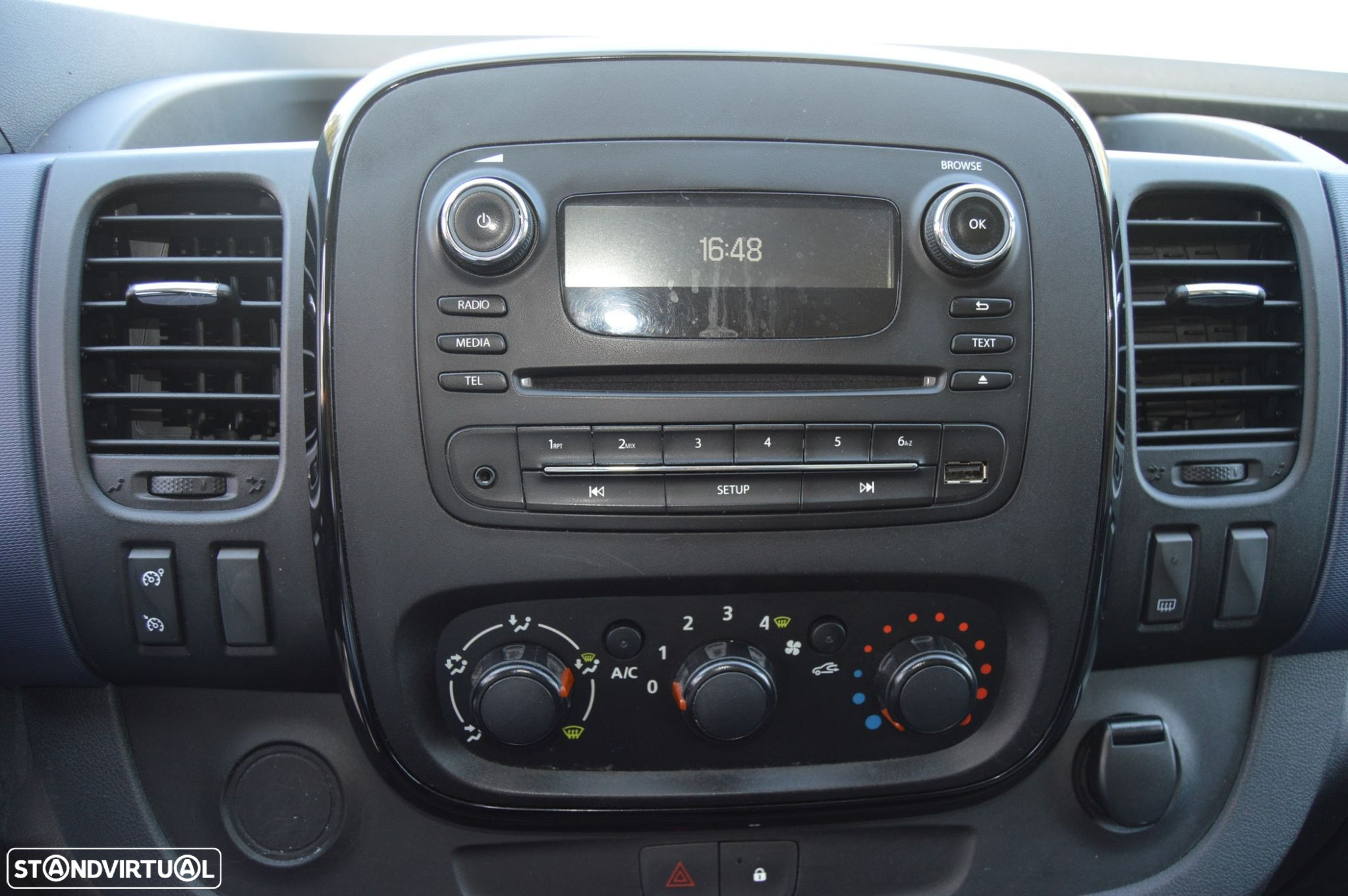 Opel Vivaro 1.6 CDTi L2H1 2.9T - 20