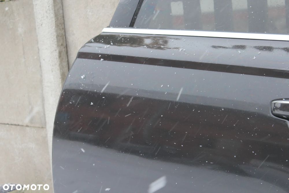 DRZWI TYLNE LEWE AUDI A6 C7 AVANT LX5R 2015 - 10