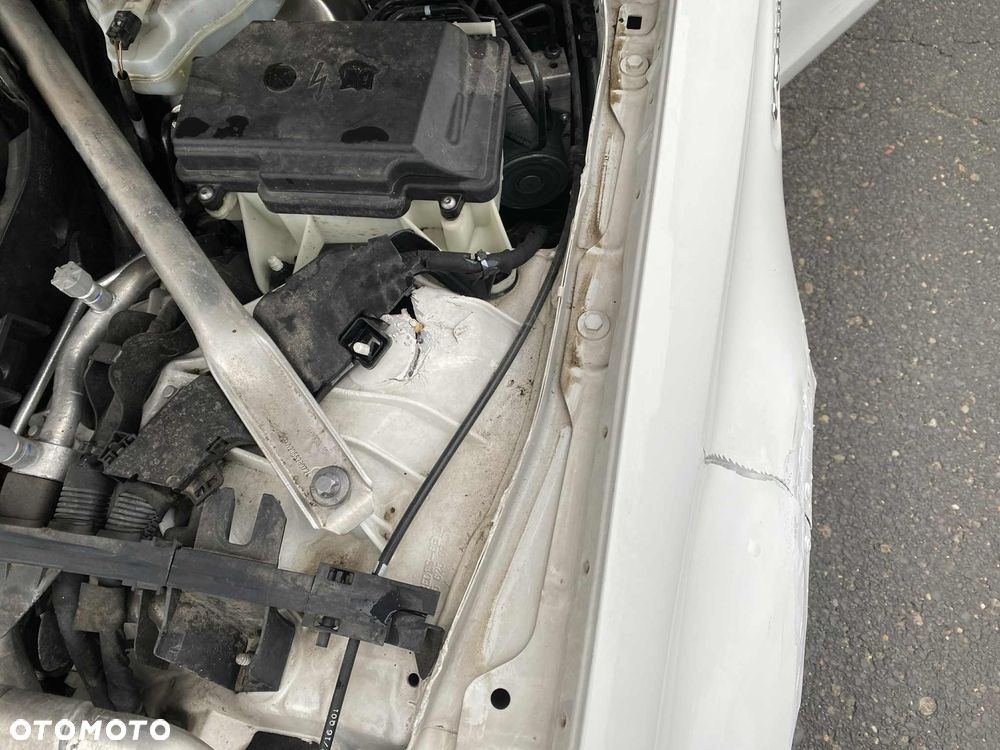 Mercedes-Benz Klasa C AMG 63 S AMG Speedshift 7G-MCT - 27