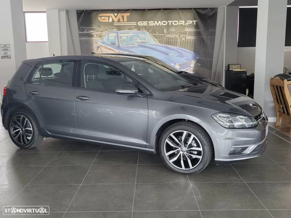 VW Golf 1.6 TDi BlueMotion Confortline - 5