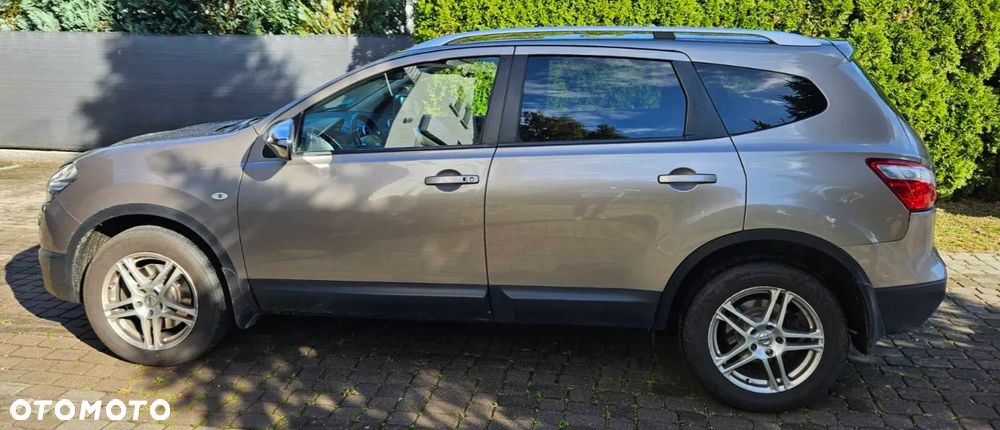 Nissan Qashqai+2 2.0 dCi Tekna - 6