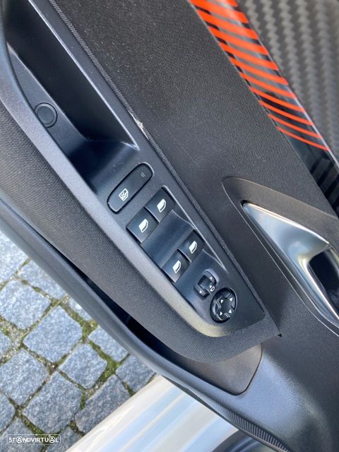 Peugeot 208 1.5 BlueHDi Active Pack - 28