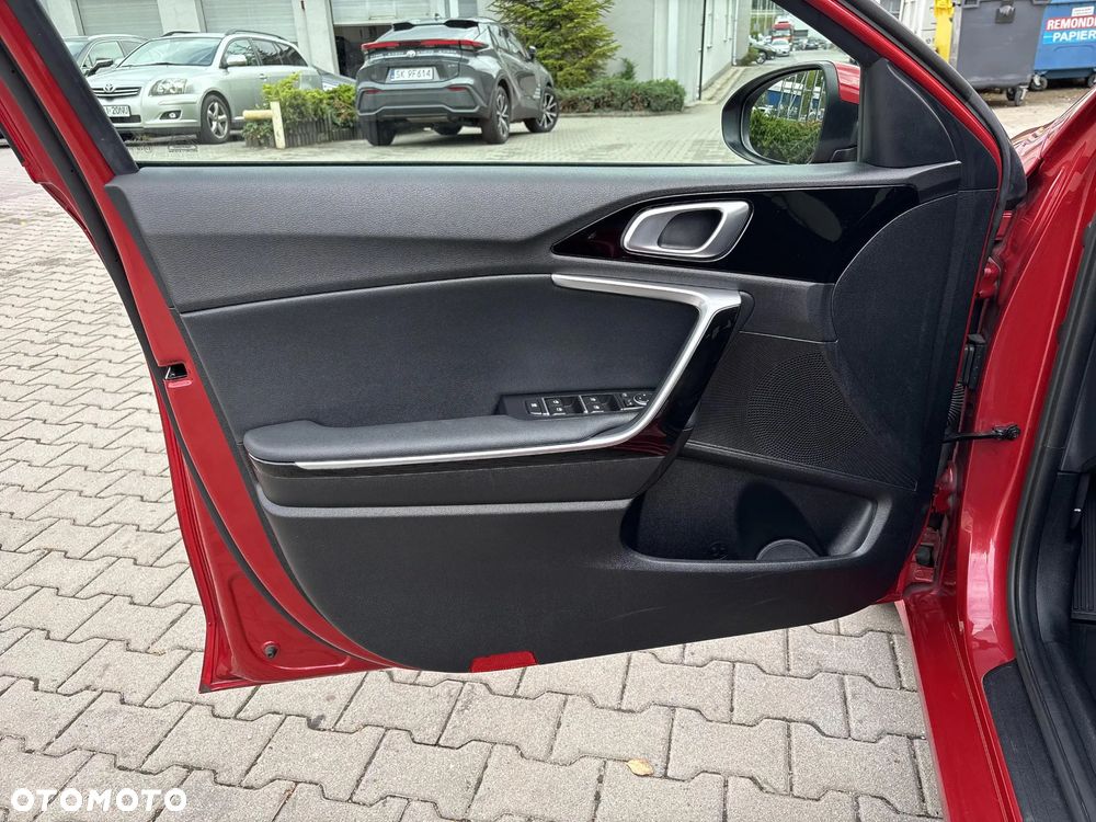 Kia Ceed 1.5 T-GDI L DCT - 10