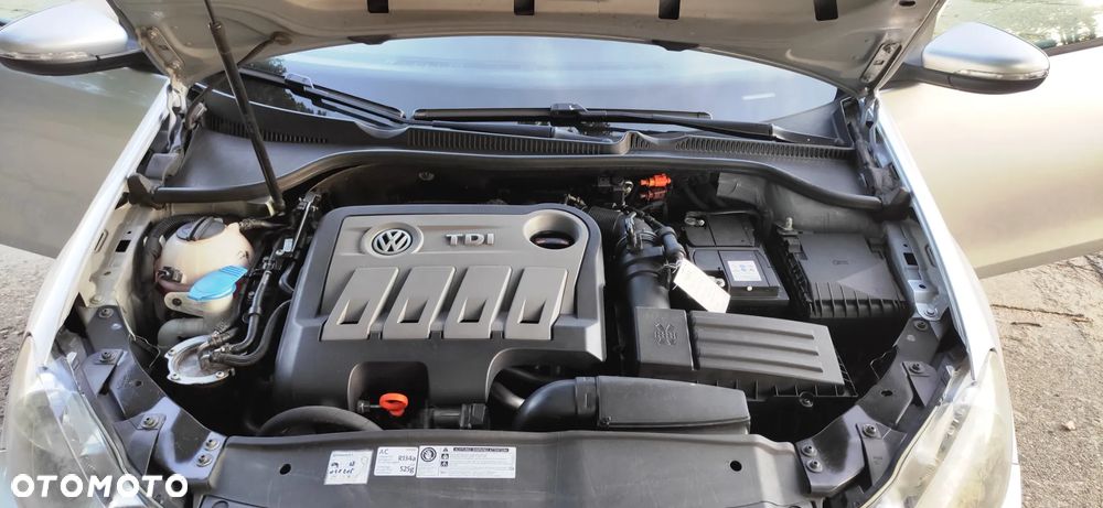 Volkswagen Golf - 34