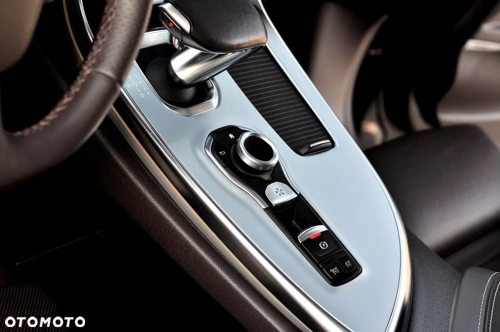 Renault Espace 1.6 dCi Energy Initiale Paris EDC 7os - 20