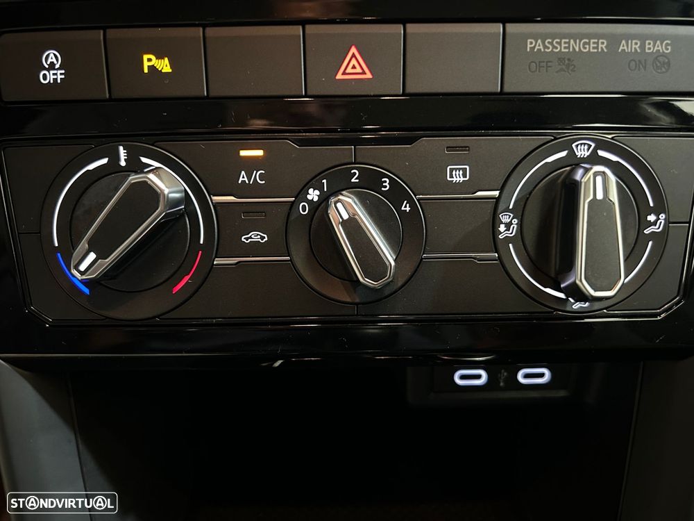 VW T-Cross 1.0 TSI Life - 29