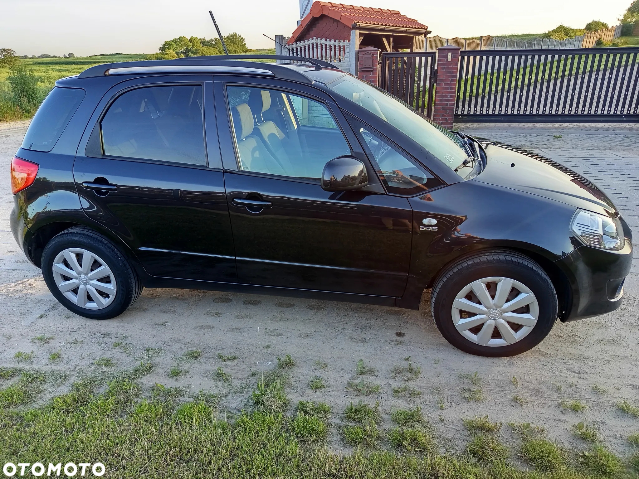 Suzuki SX4 - 10