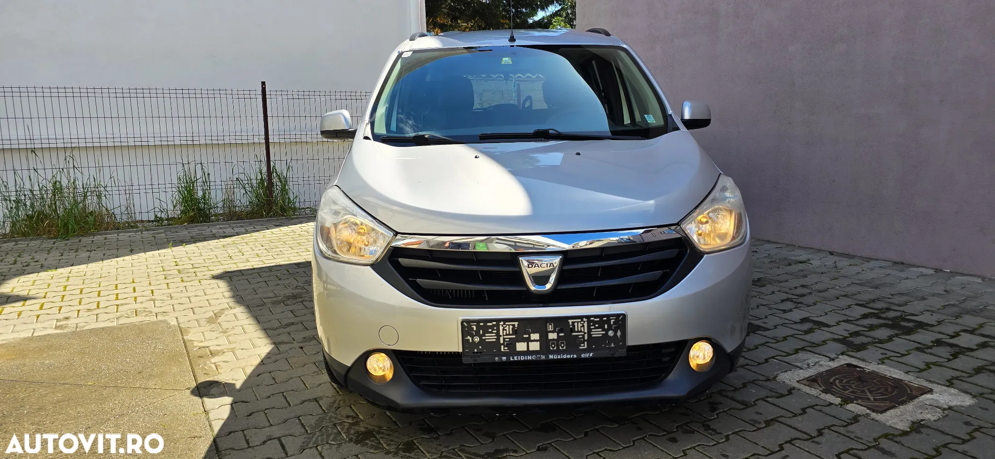 Dacia Lodgy dCi 110 Celebration - 24