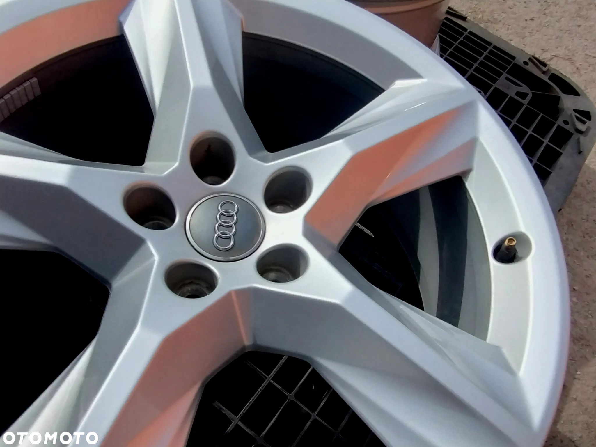 5x112 Felgi Aluminiowe Alufelgi 19 AUDI 4M0 A7 A5 A6 C6 C7 C8 A8 D2 D3 D4 D5 Q5 Q7 Q3 A4 B7 B8 B9 Legnica ALU-RAD SKODA VW SEAT - 11