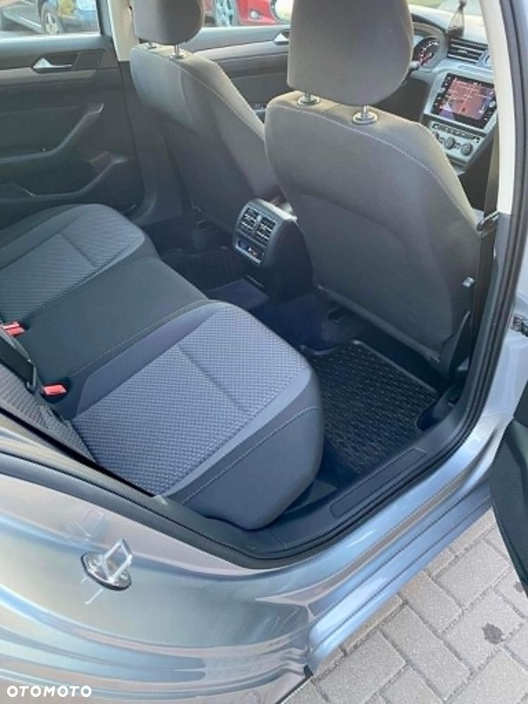 Volkswagen Passat 2.0 TDI BMT Comfortline - 7