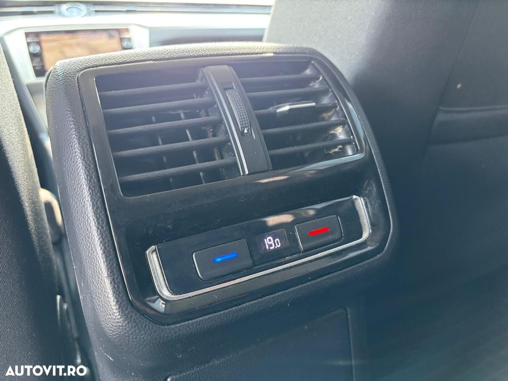 Volkswagen Passat 2.0 TDI DSG Comfortline - 14