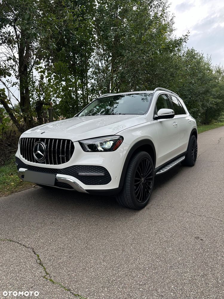 Mercedes-Benz GLE - 1