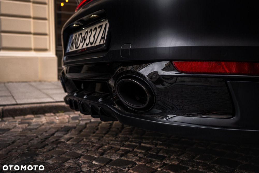 Porsche 911 - 8