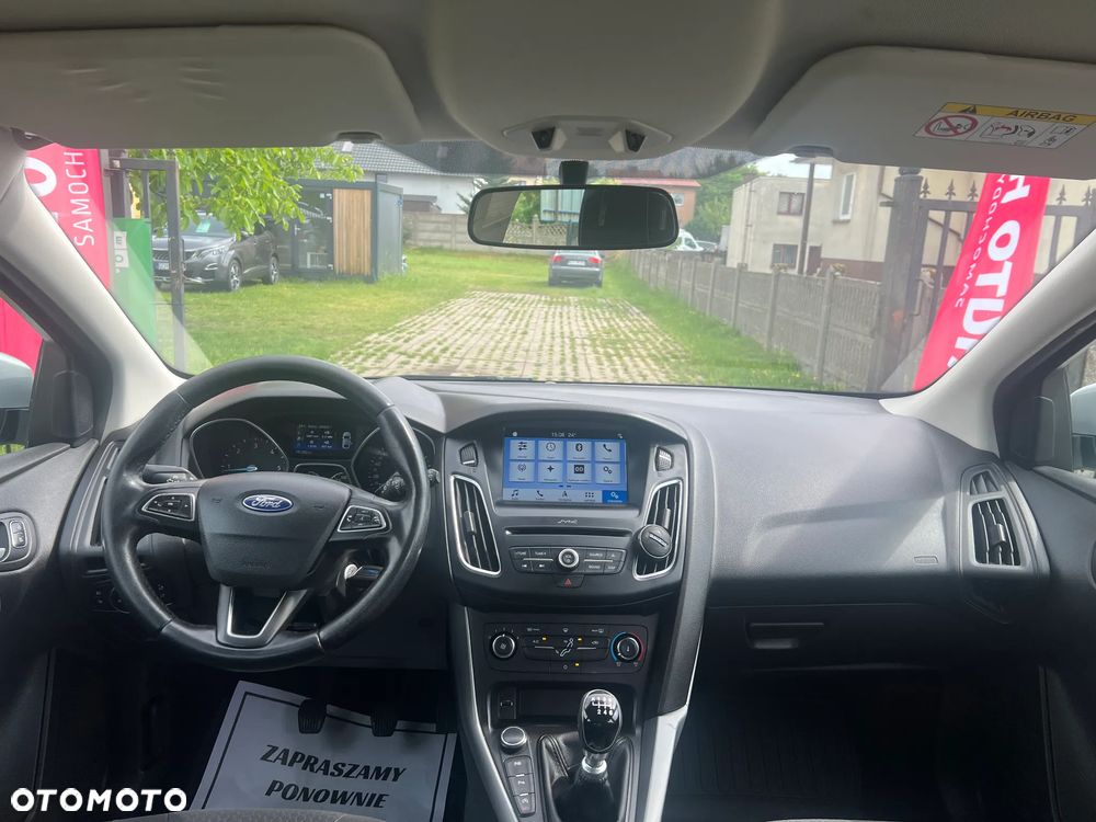 Ford Focus 1.5 TDCi SYNC Edition - 18