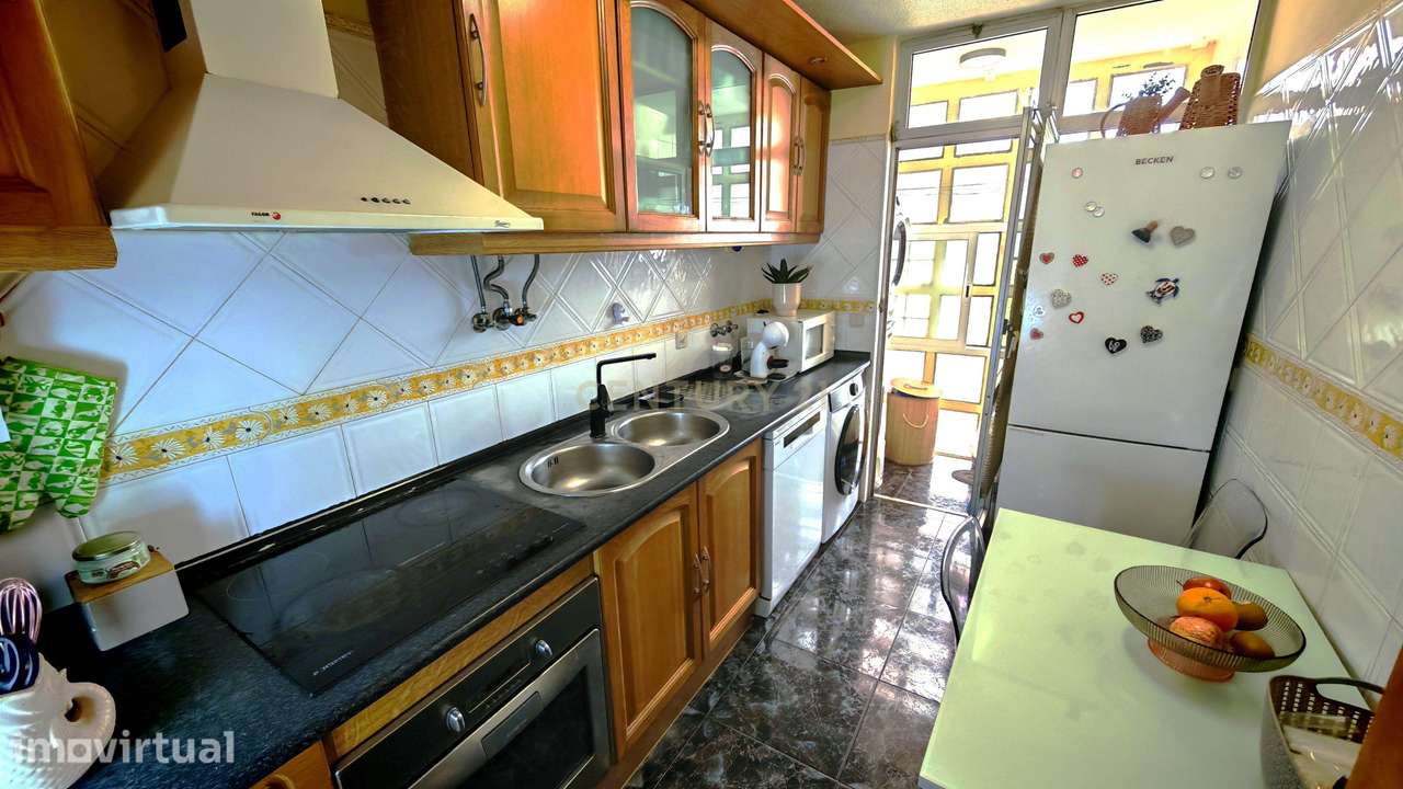 Excelente Apartamento T3 nas Torres da Bela Vista – Pronto a Habitar e - Grande imagem: 5/27