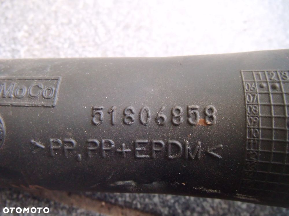 ford ka mk2 1.2b  rura- dolot powietrza   51806858 - 3