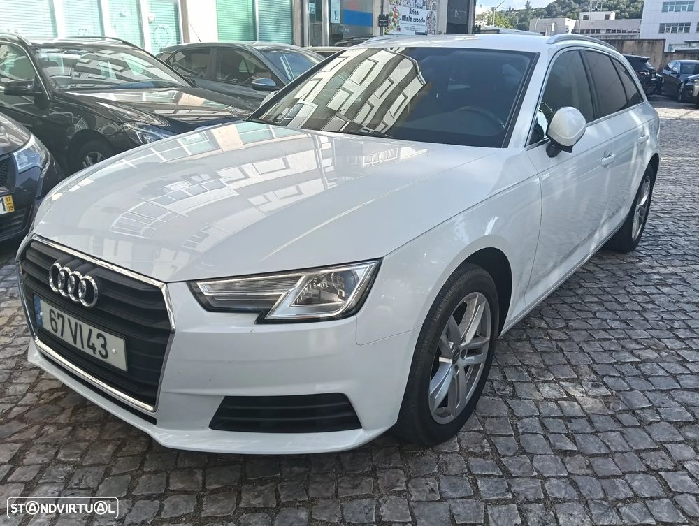Audi A4 Avant 2.0 TDI Design S tronic - 2