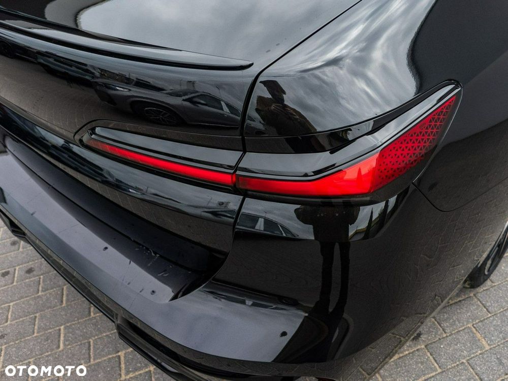 BMW Seria 7 740d xDrive mHEV sport - 10