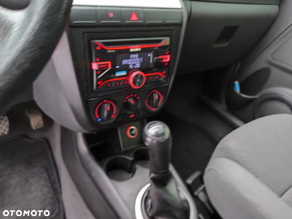 Volkswagen Fox 1.2 Refresh - 11